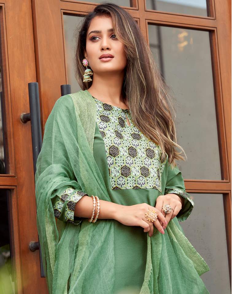 Mint Green Silk Plain Boat Neck 3/4 Sleeve Straight Kurta Set With Pant & Dupatta