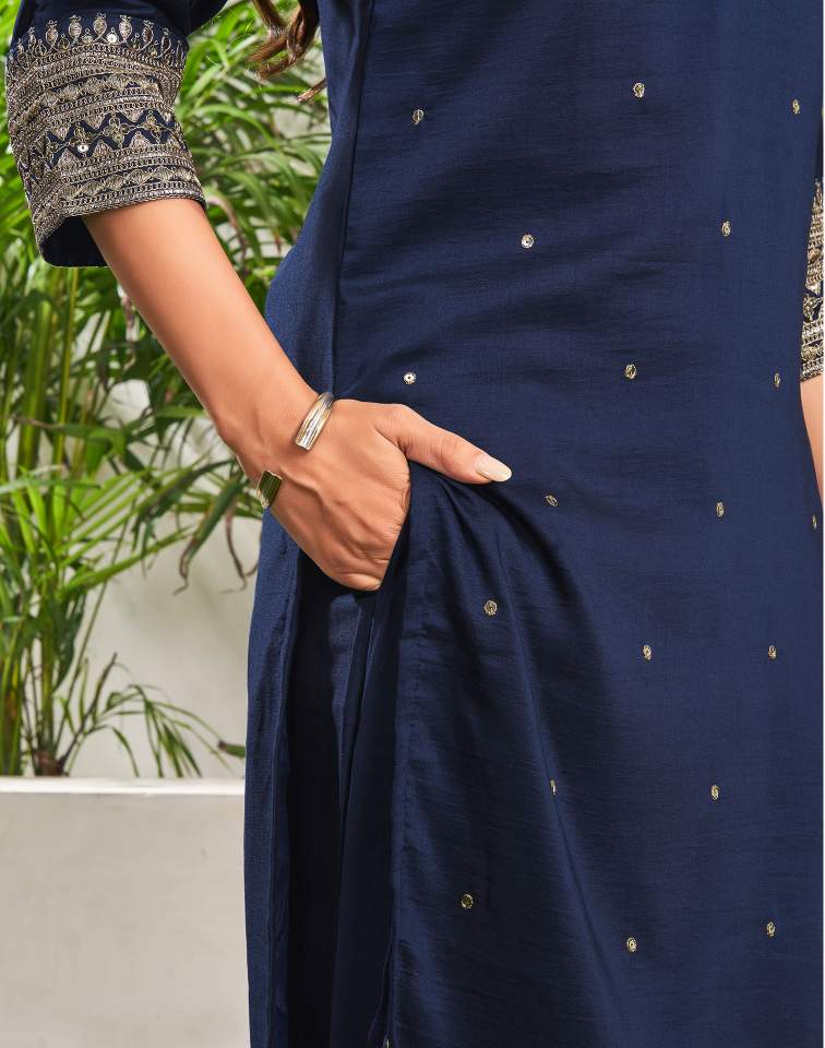 Royal Blue Silk Plain V Neck 3/4 Sleeve Straight Kurta Set With Pant & Dupatta