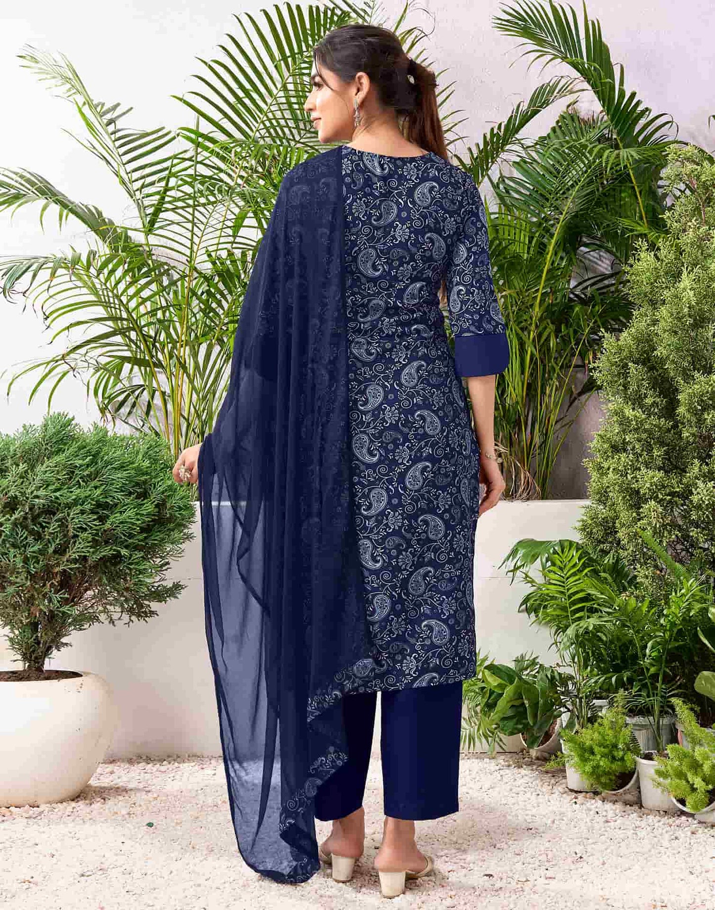 Crepe Printed Straight Kurta with Pant & Dupatta