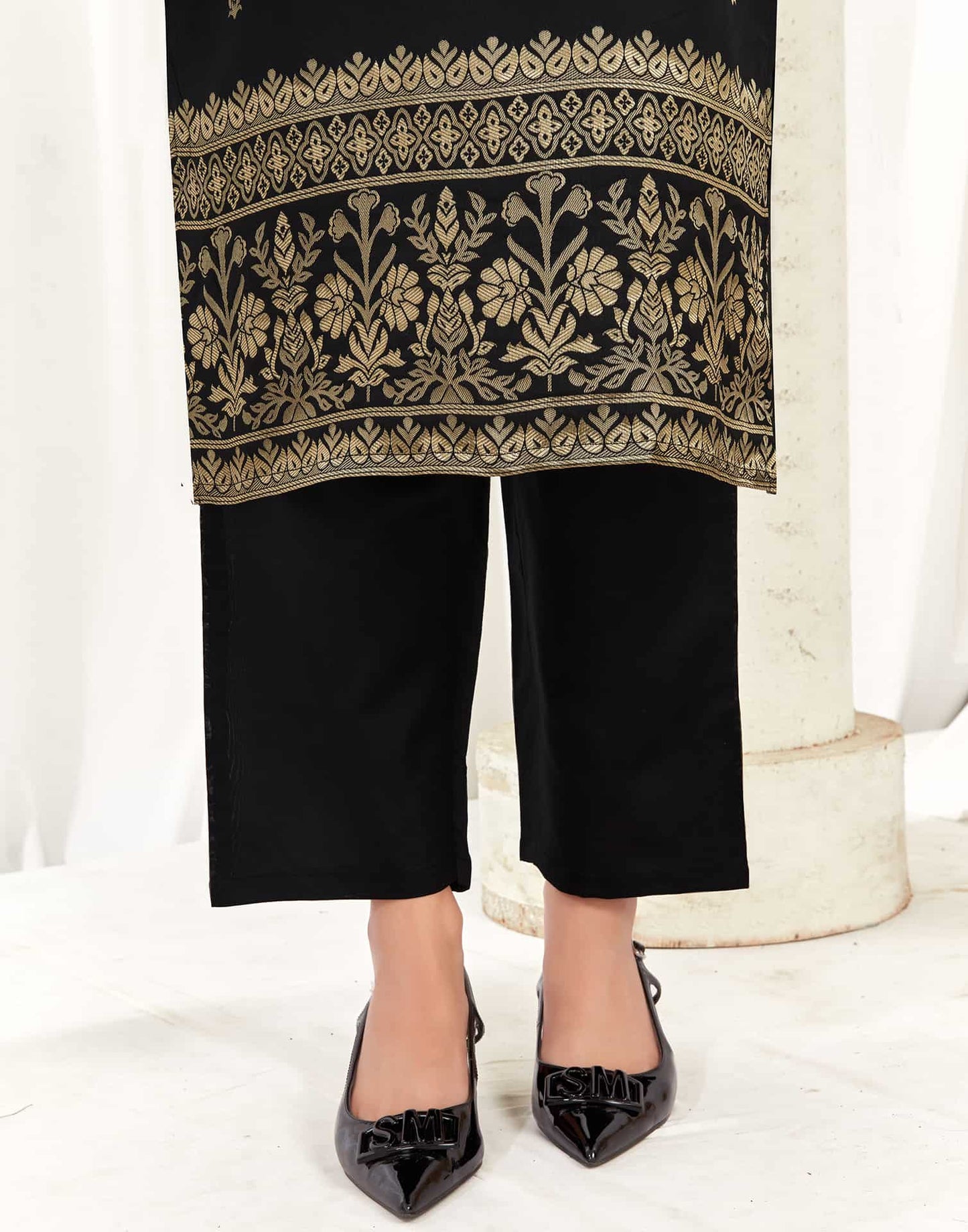 Silk Blend Jacquard Work Straight Kurta with Pant & Dupatta