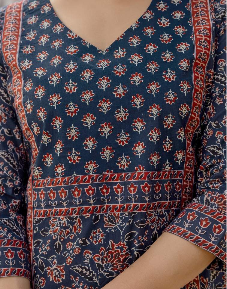 Navy Blue Silk Printed V Neck 3/4 Sleeve Straight Kurta Set With Pant & Dupatta