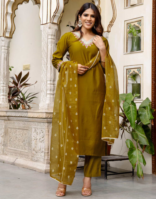 Green Silk Blend Embroidered Straight Kurta with Pant & Dupatta