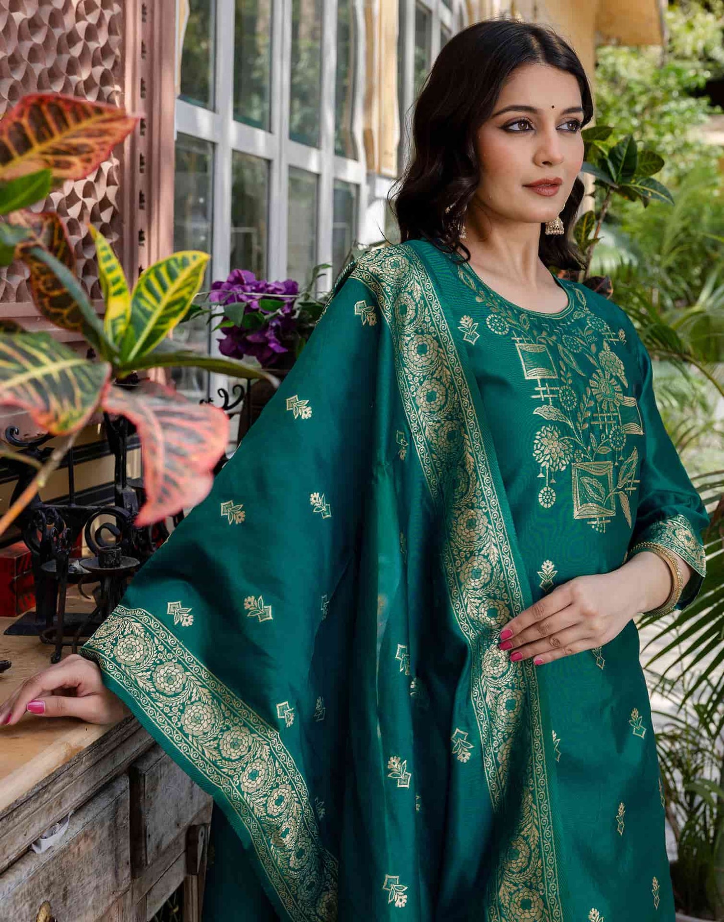 Silk Blend Weaving Straight Kurta with Pant & Dupatta
