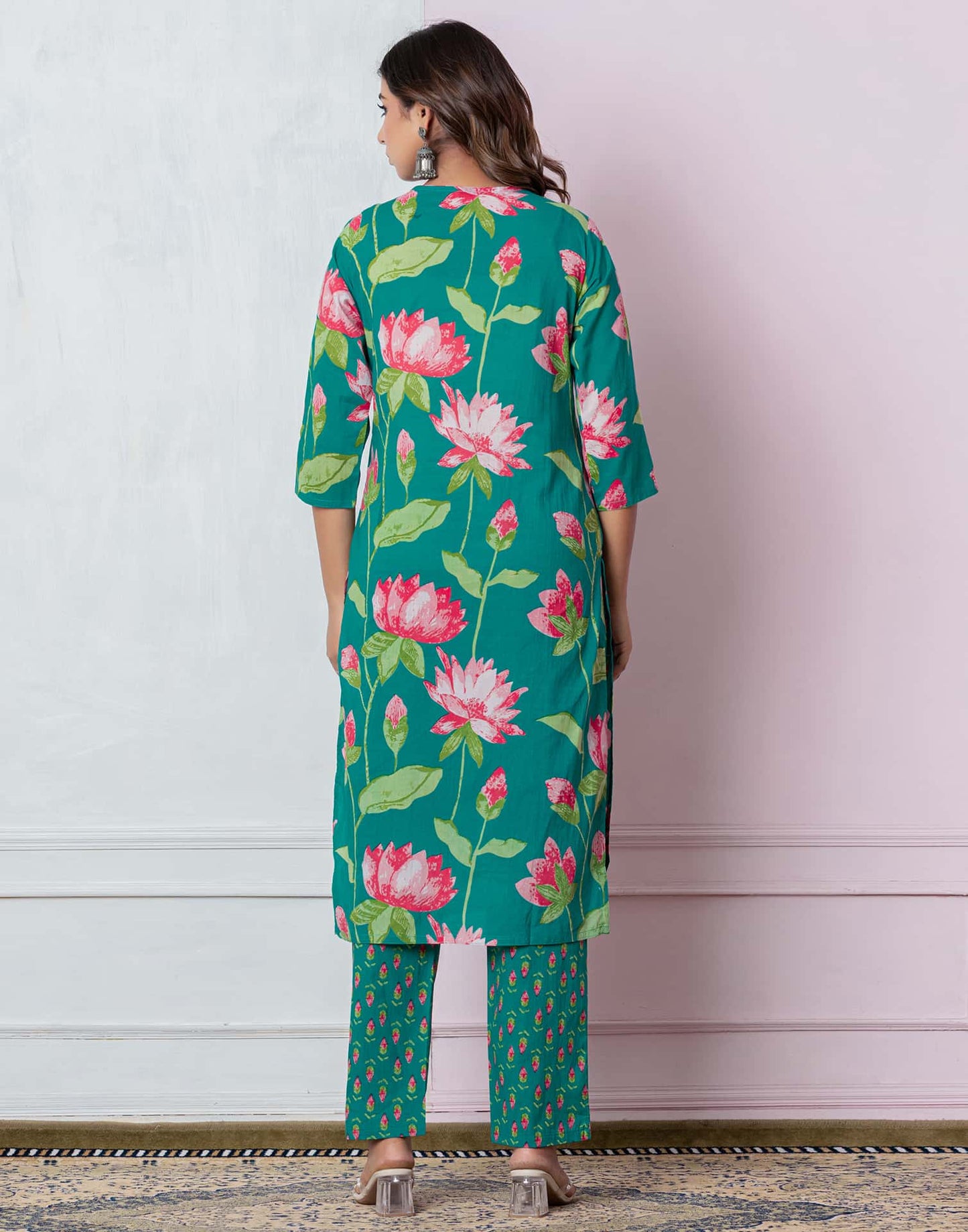 Affordable Green Cotton Printed Straight Kurta Set under 999