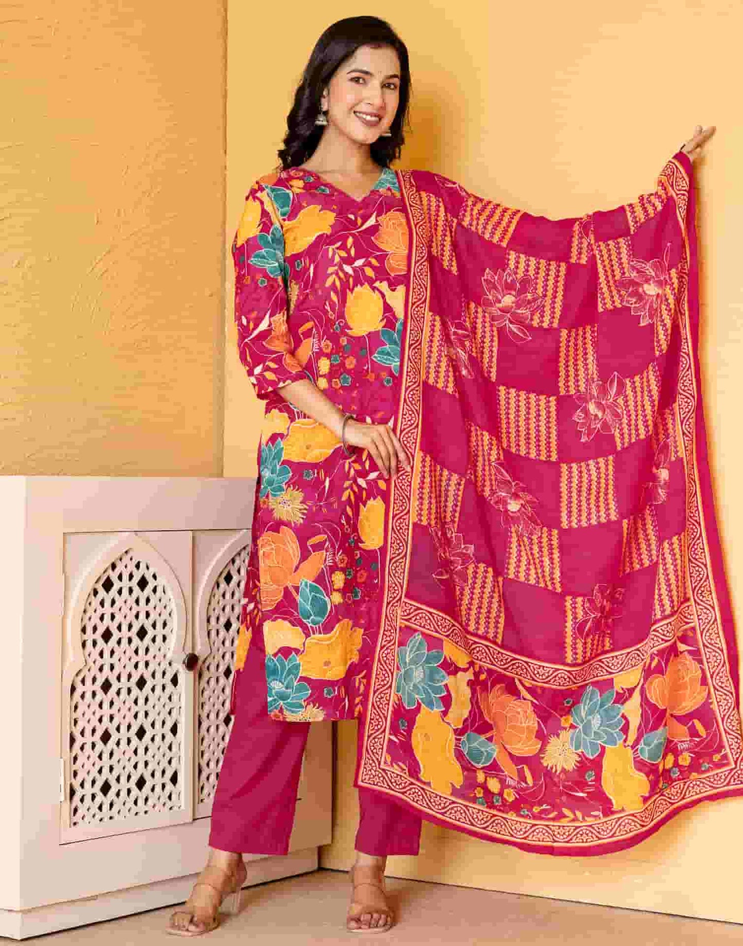 Pink Cotton Printed Straight Kurta Set with Pant & Dupatta Affordable Floral Casual Wear for Women under 799