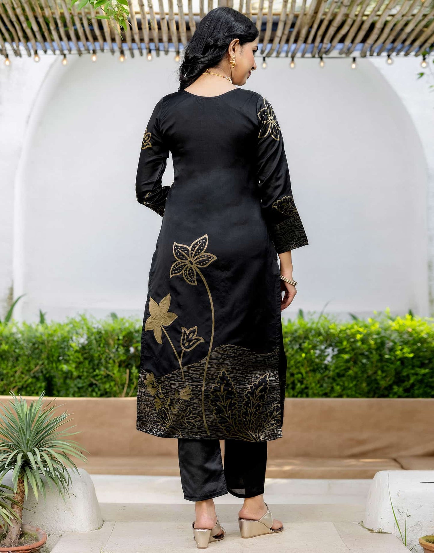 Black Silk Woven Straight Kurta Set with Pant & Dupatta under 999
