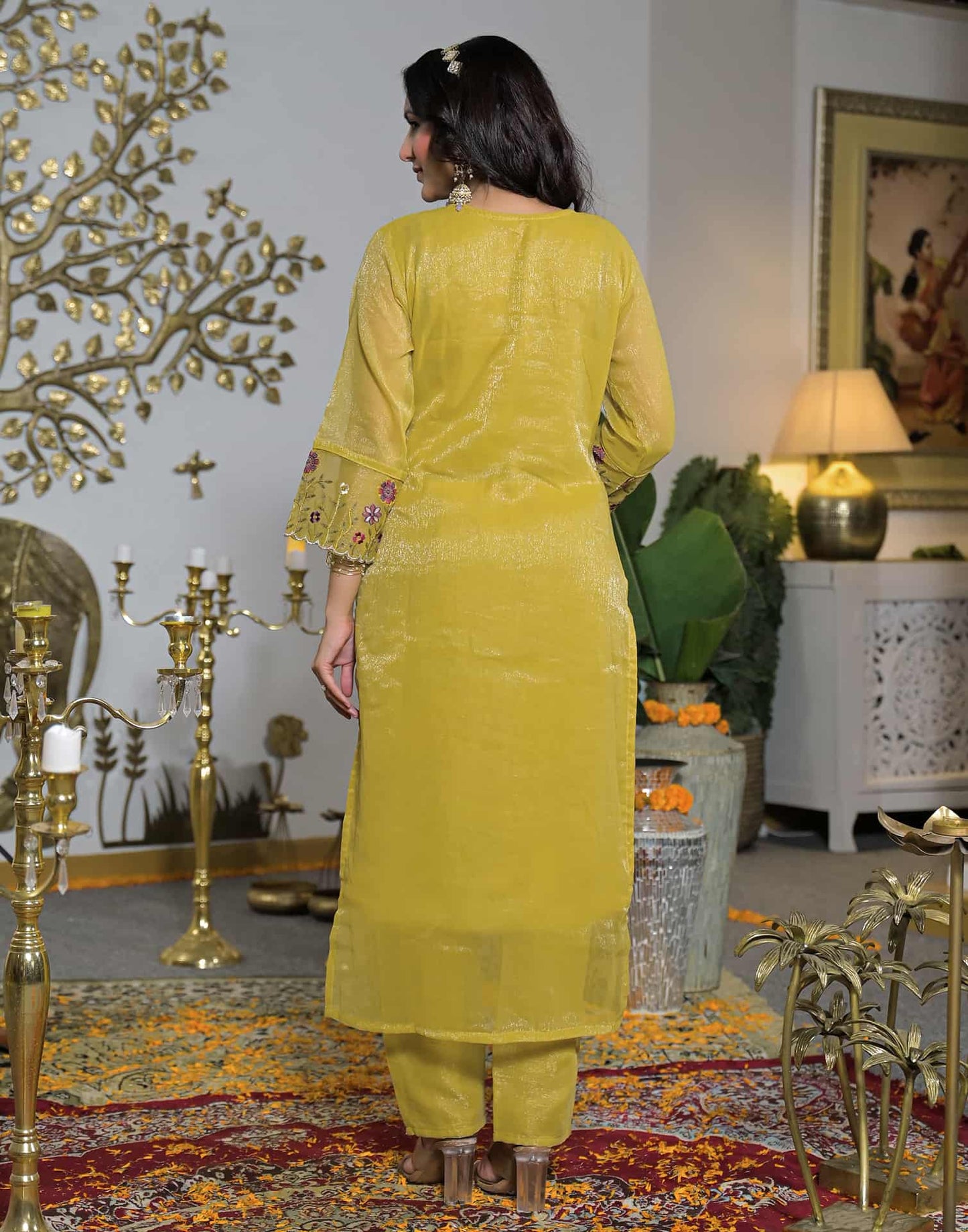 Shimmer Chiffon Straight Embroidery Round Neck Kurta with Pant & Dupatta