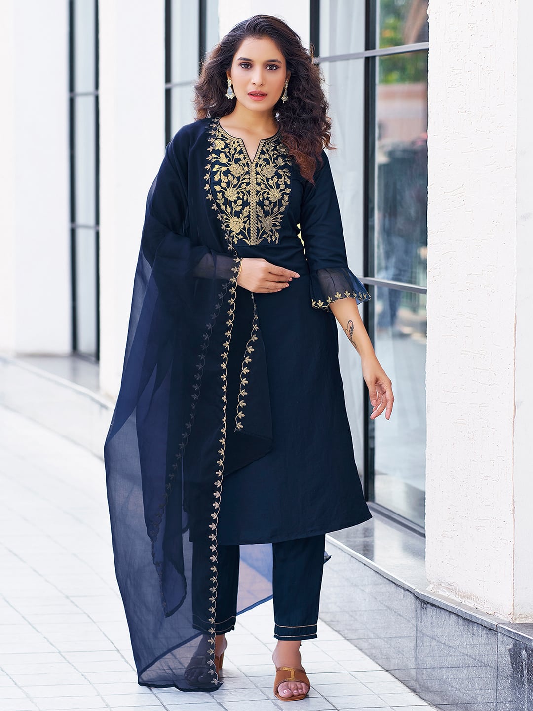 Navy Blue Silk Plain V Neck 3/4 Sleeve Straight Kurta Set With Pant & Dupatta
