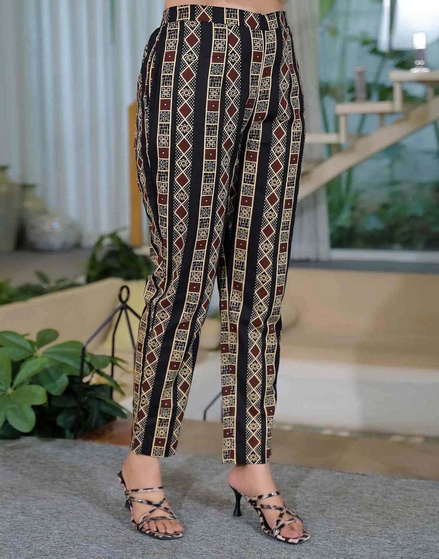 Cotton Printed Straight Mandarin Collar Kurta with Pant & Dupatta