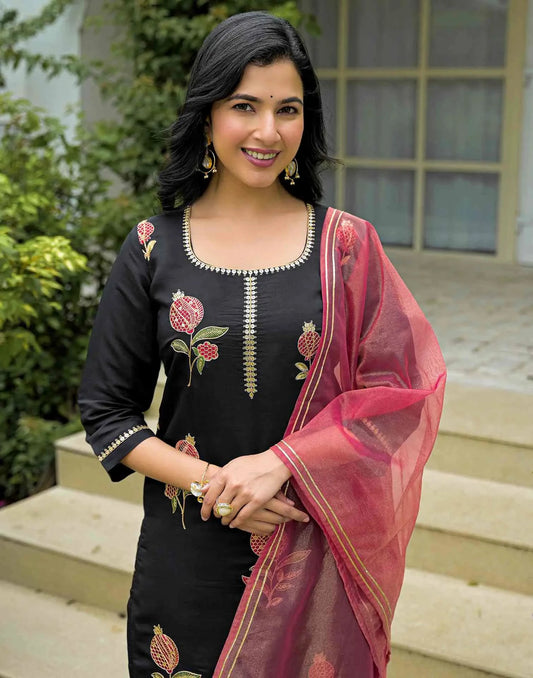Silk Blend Embroidered Straight Round Neck Kurta with Pant & Dupatta