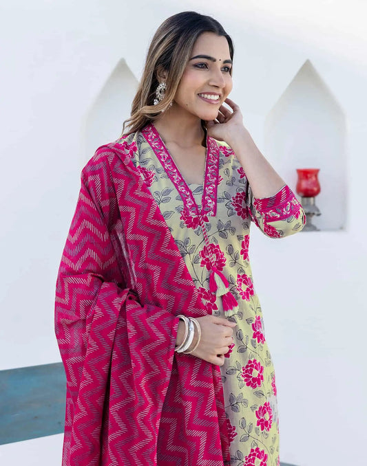 Grey Printed Kurti with pant & dupatta