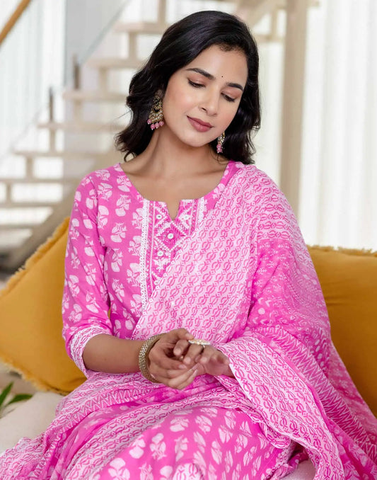 Affordable Red Cotton Printed Straight Kurta Set Round-Neck Cotton Kurti with Pant & Dupatta