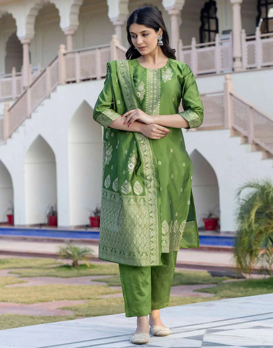 affordable round neck kurta set