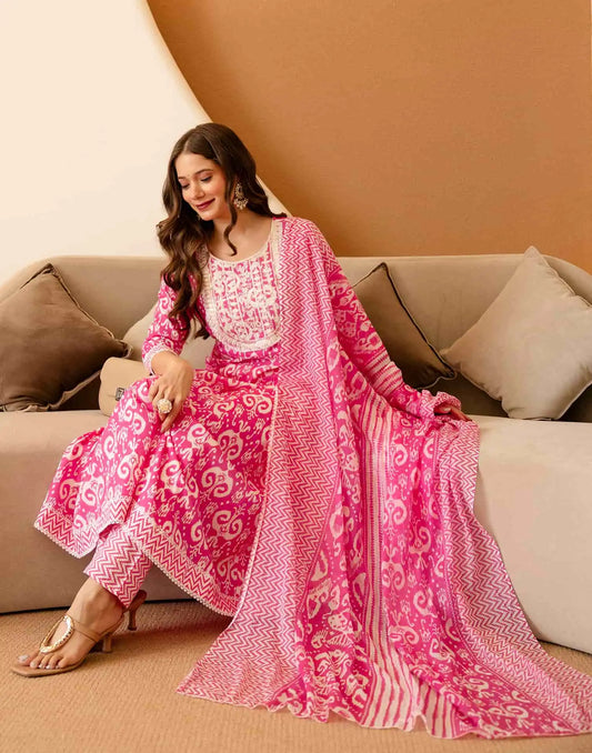 affordable round neck kurta set