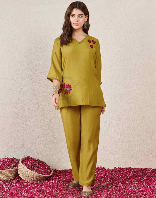 Silk Straight Embroidery V-Neck Co-ord Set