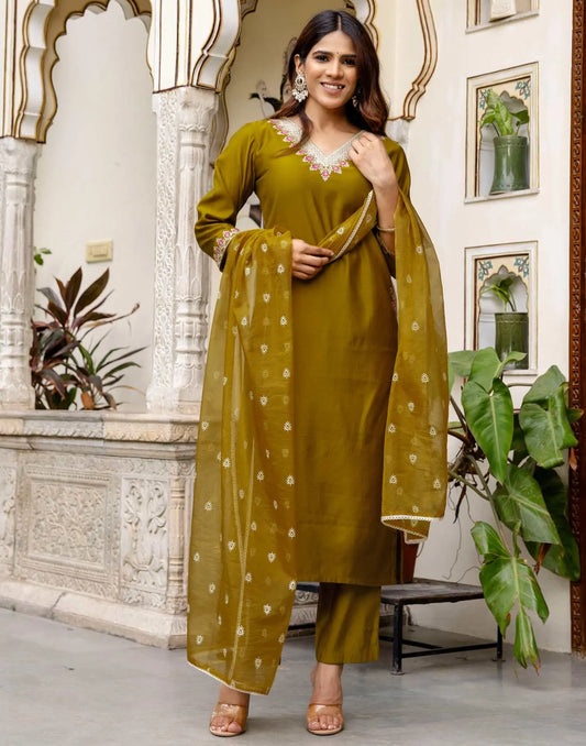 Green Silk Blend Embroidered Straight Kurta with Pant & Dupatta