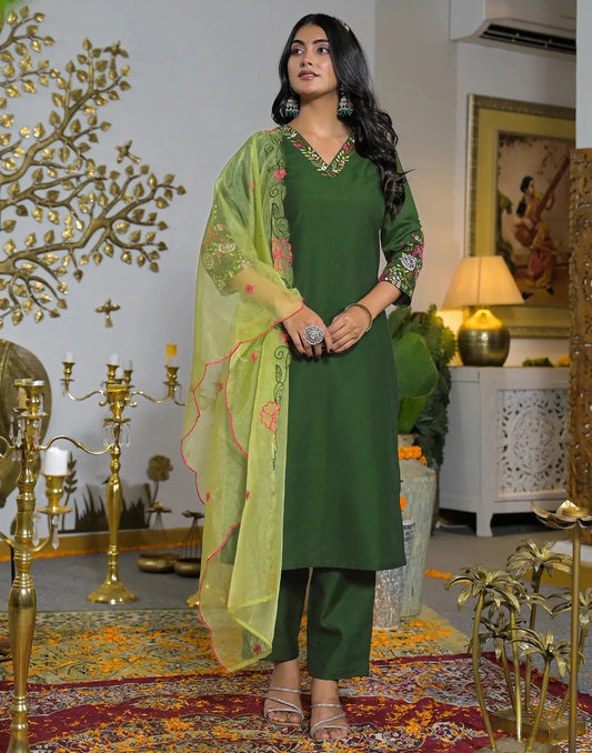 Chinnon Embroidered Straight V-Neck Kurta with Pant & Dupatta