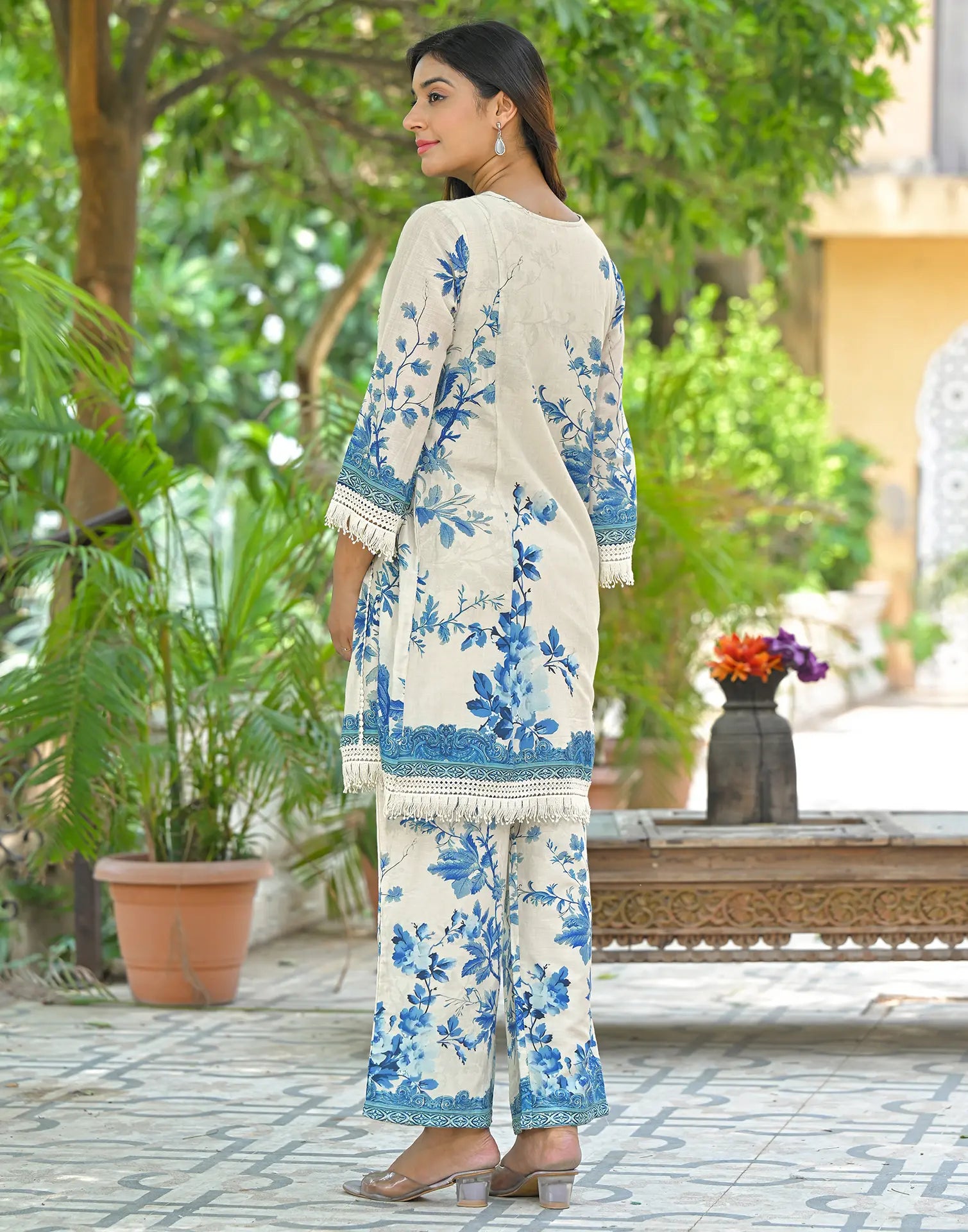 Skylee Crepe Printed Round Neck Co-ord Set For Woman