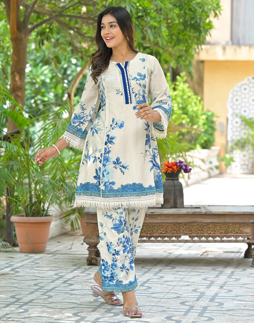 Skylee Crepe Printed Round Neck Co-ord Set For Woman