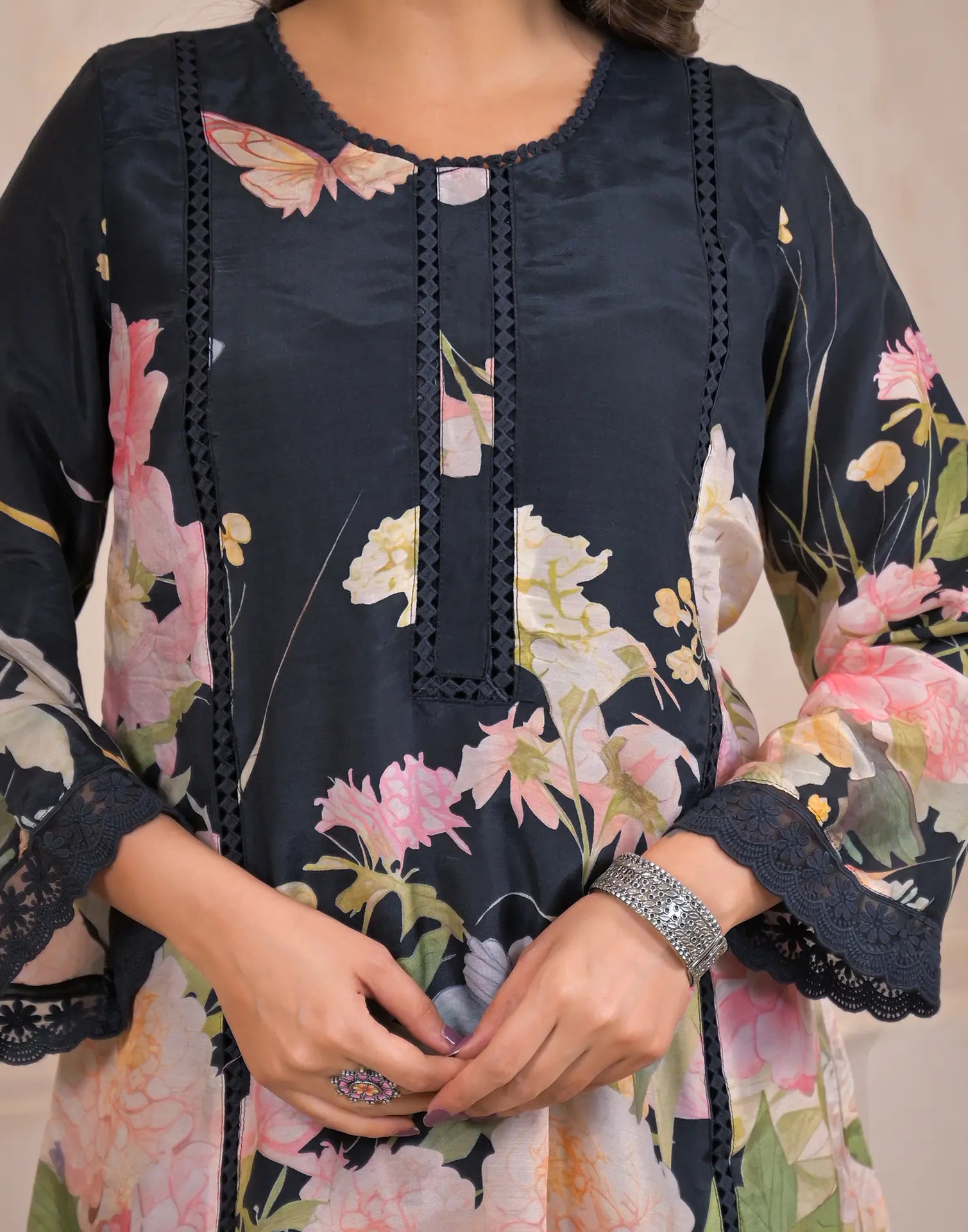 Skylee Silk Printed Round Neck Co-ord Set For Woman