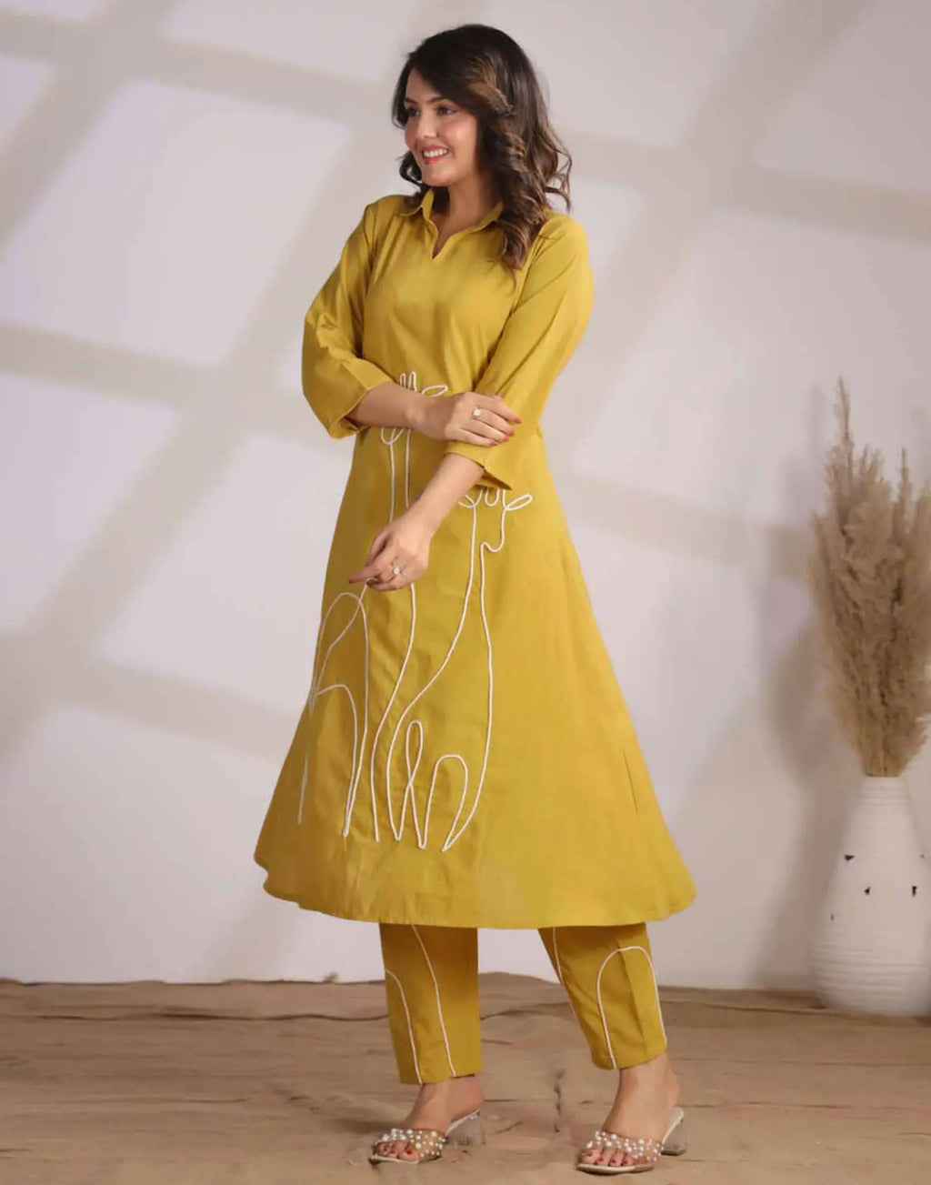 Skylee Cotton Embroidered V-Neck Co-ord Set For Woman