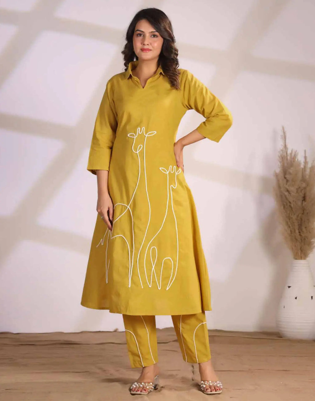 Skylee Cotton Embroidered V-Neck Co-ord Set For Woman