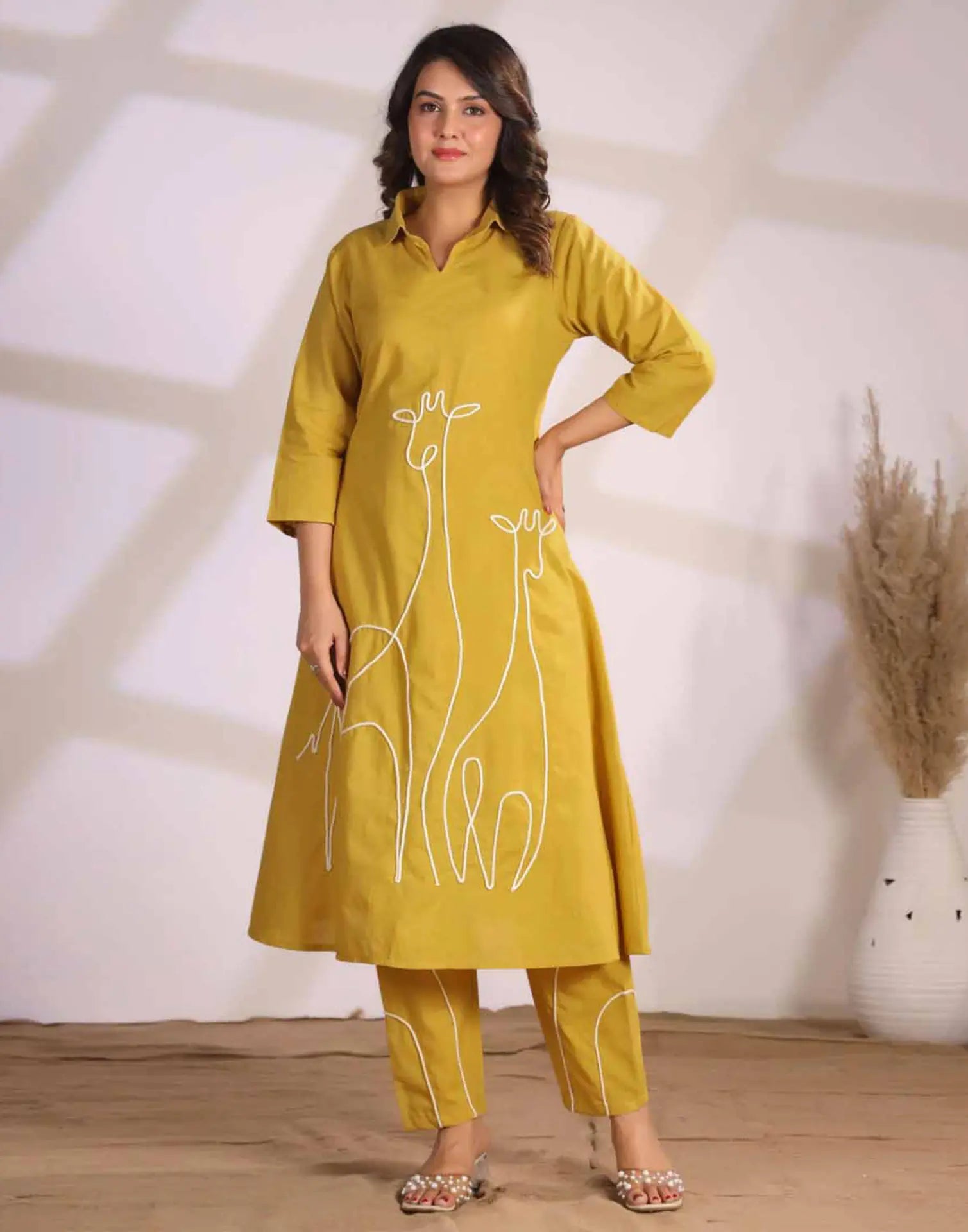 Skylee Cotton Embroidered V-Neck Co-ord Set For Woman