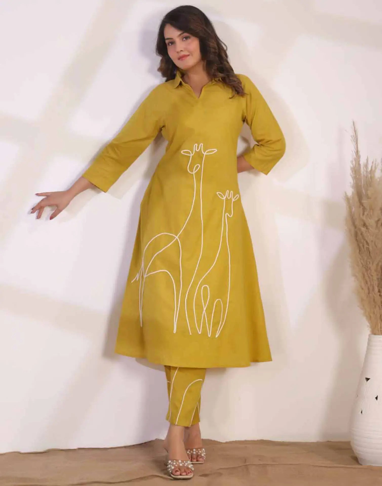 Skylee Cotton Embroidered V-Neck Co-ord Set For Woman