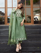 Rayon Plain Straight 3 Piece Kurta Set