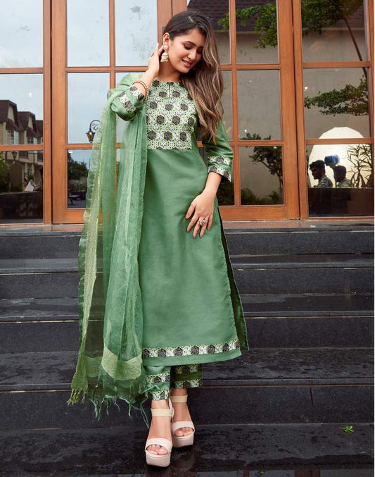 Mint Green Silk Plain Boat Neck 3/4 Sleeve Straight Kurta Set With Pant & Dupatta