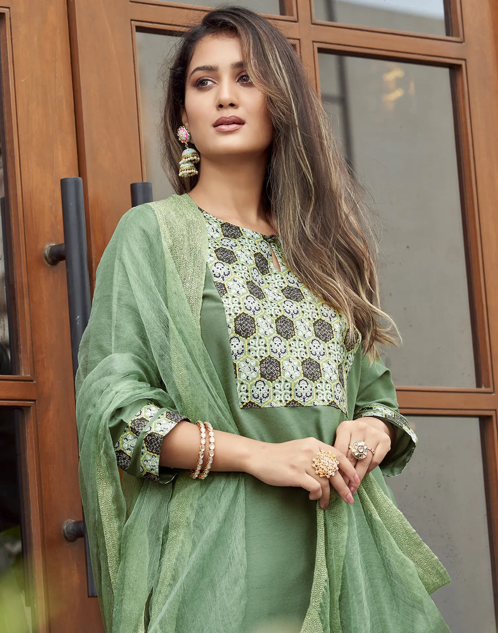 Rayon Plain Straight 3 Piece Kurta Set