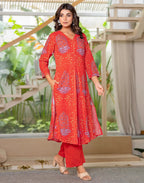 Skylee Cotton Printed V-Neck Co-ord Set For Woman