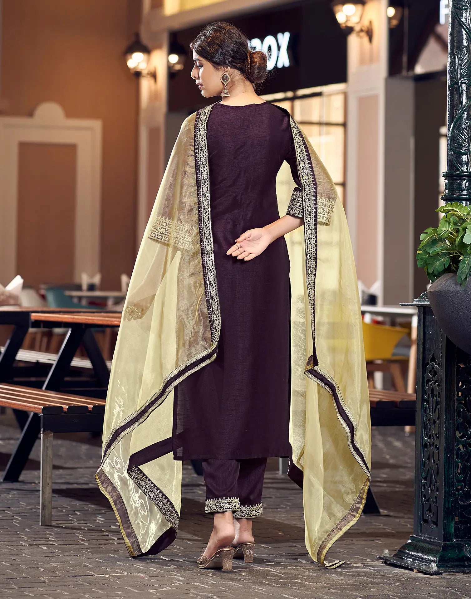 Silk Blend Embroidered Straight 3 Piece Kurta Set