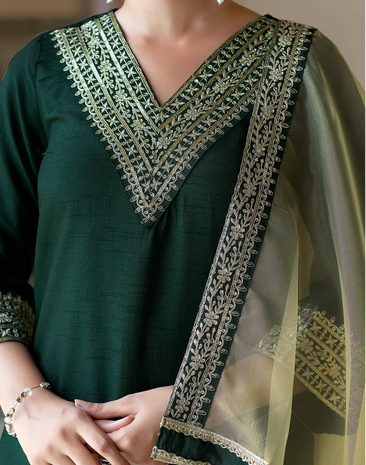 Dark Green Silk Plain V Neck 3/4 Sleeve Straight Kurta Set With Pant & Dupatta