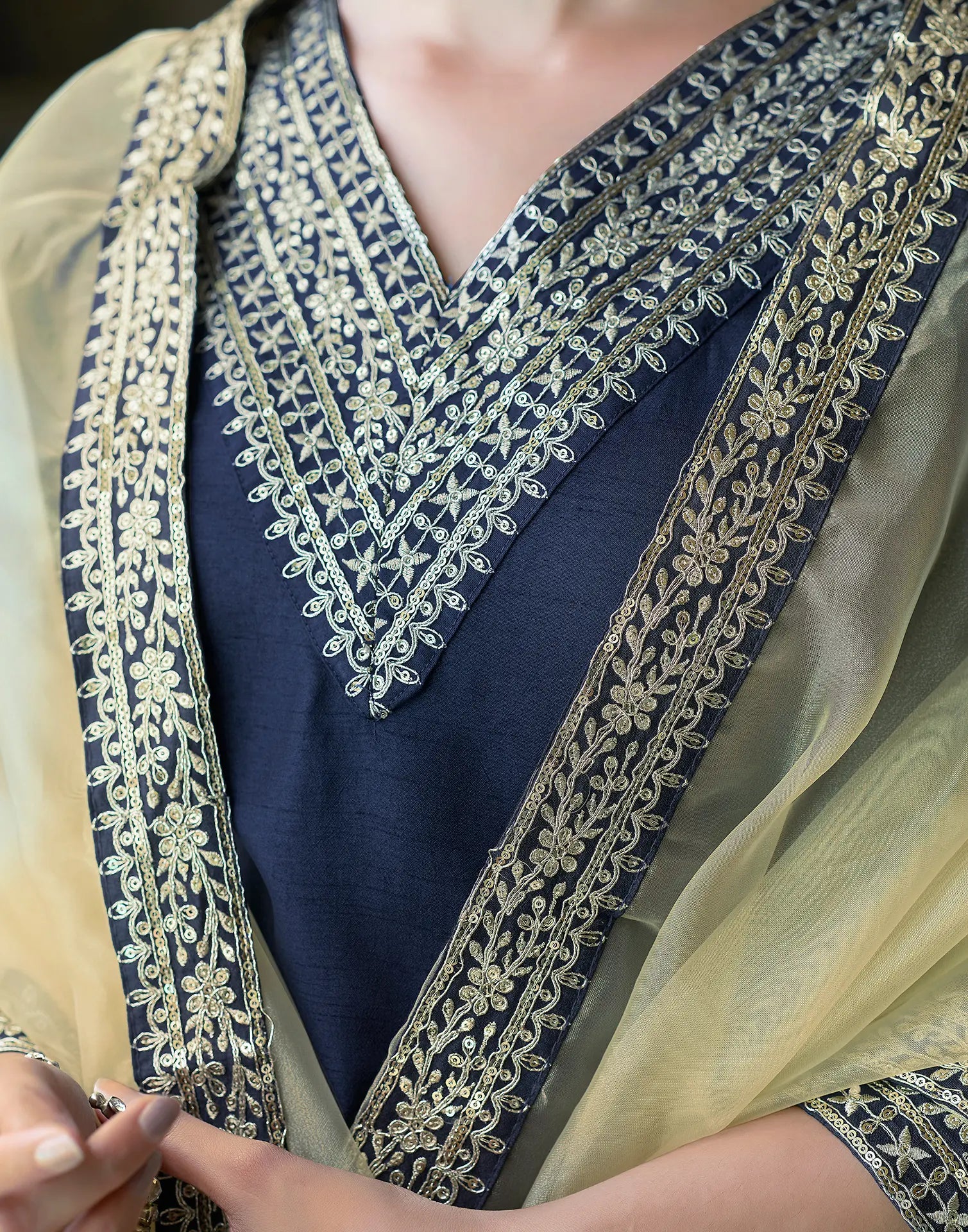 Silk Blend Embroidered Straight 3 Piece Kurta Set
