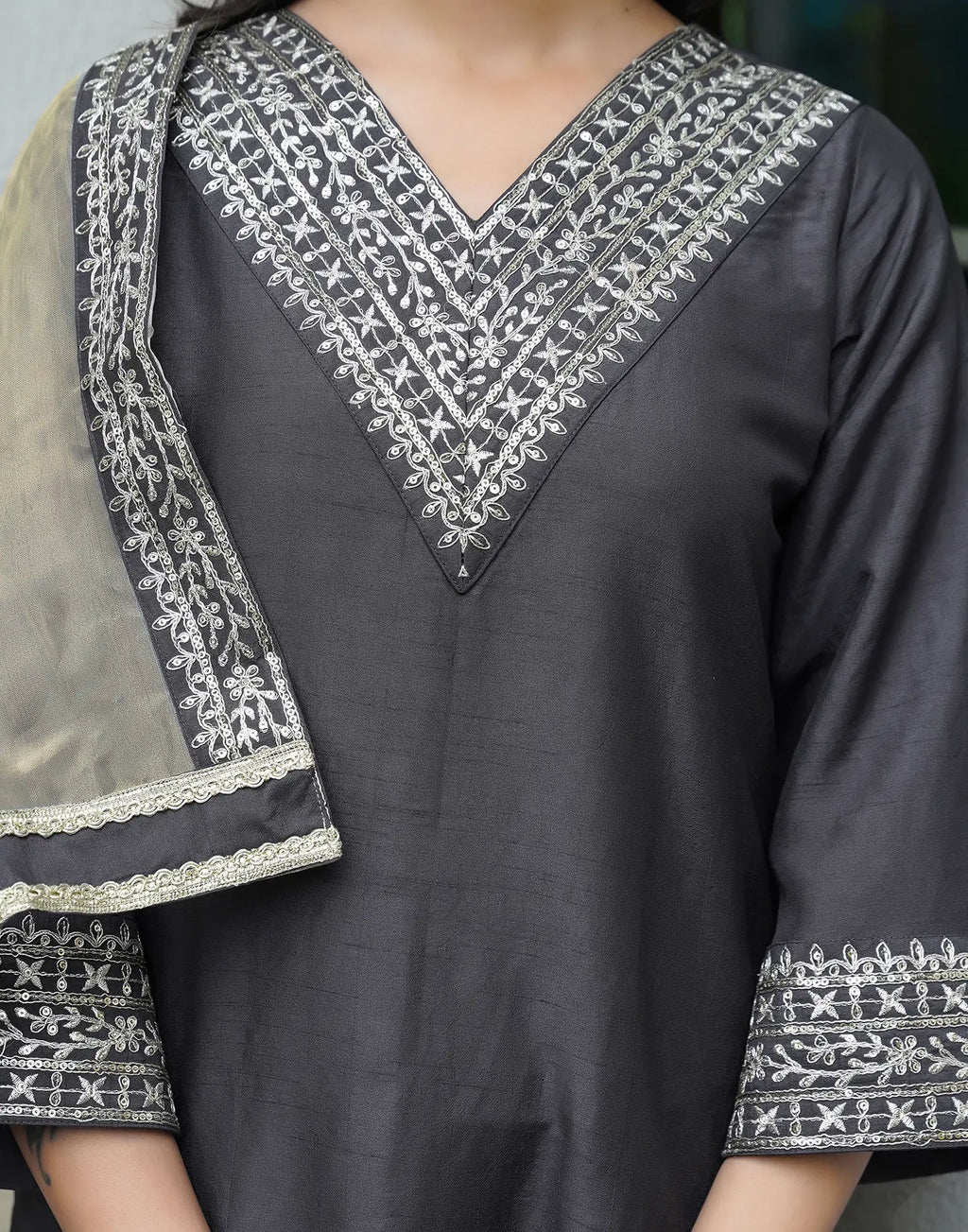Silk Blend Embroidered Straight 3 Piece Kurta Set