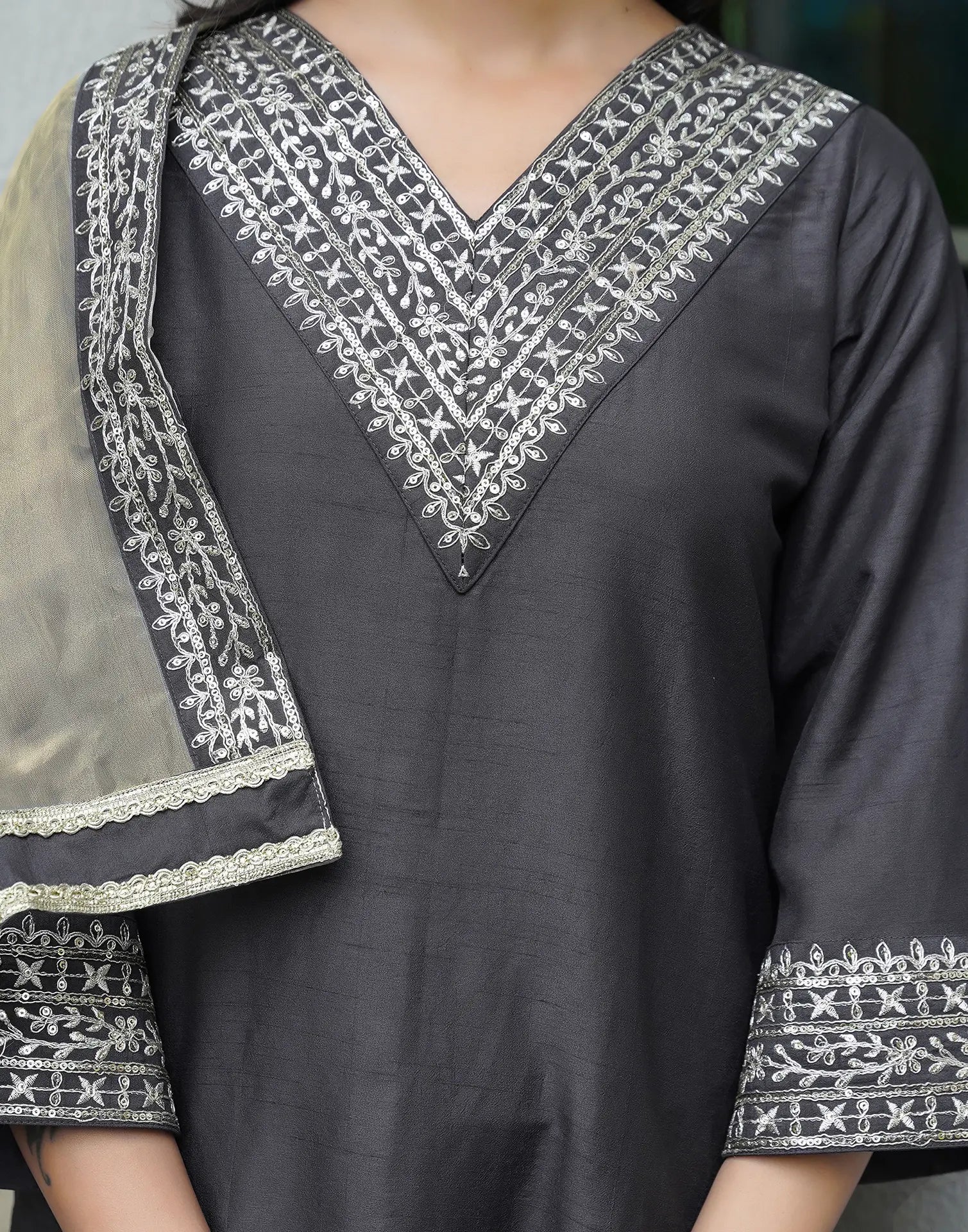 Silk Blend Embroidered Straight 3 Piece Kurta Set