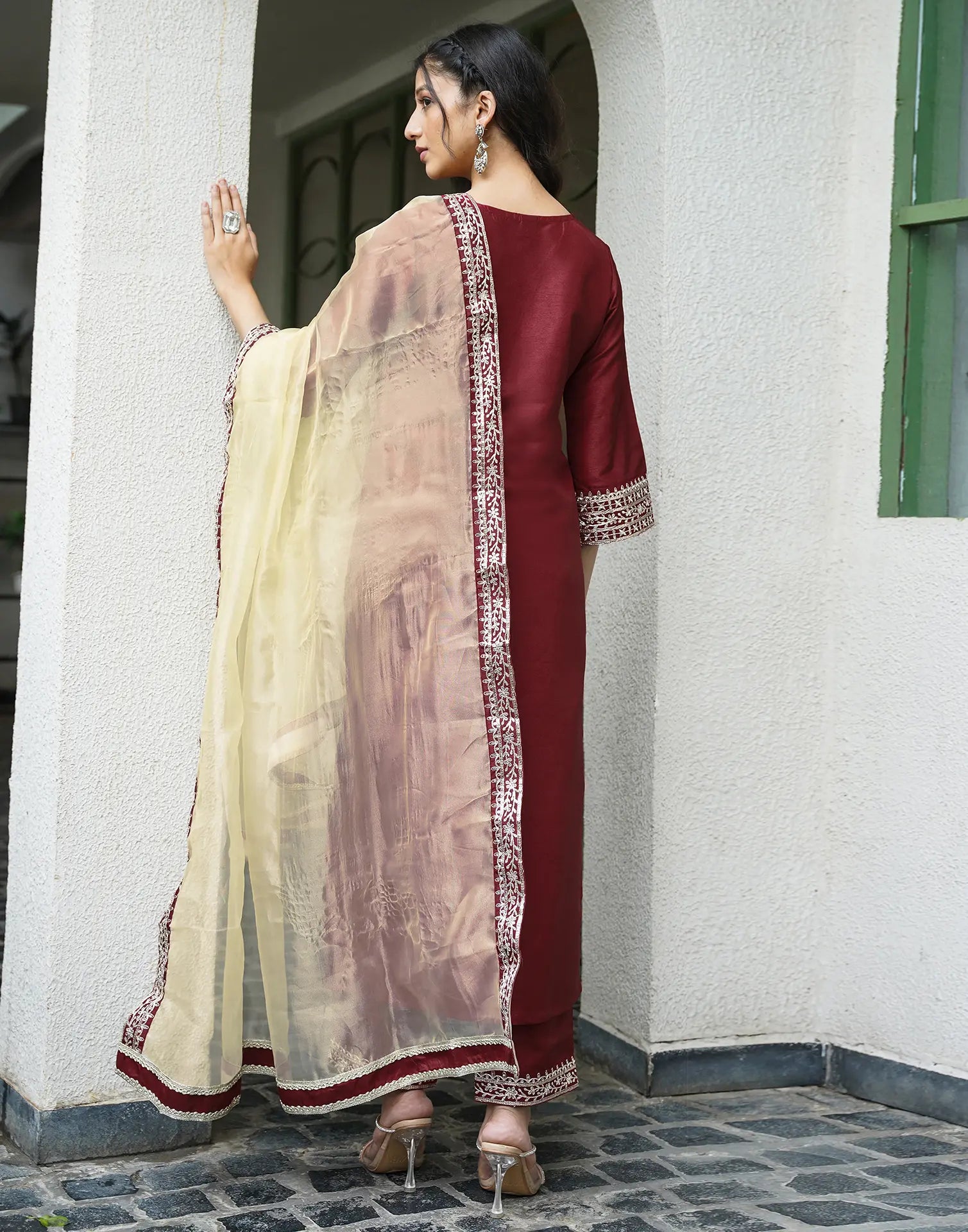 Silk Blend Embroidered Straight 3 Piece Kurta Set