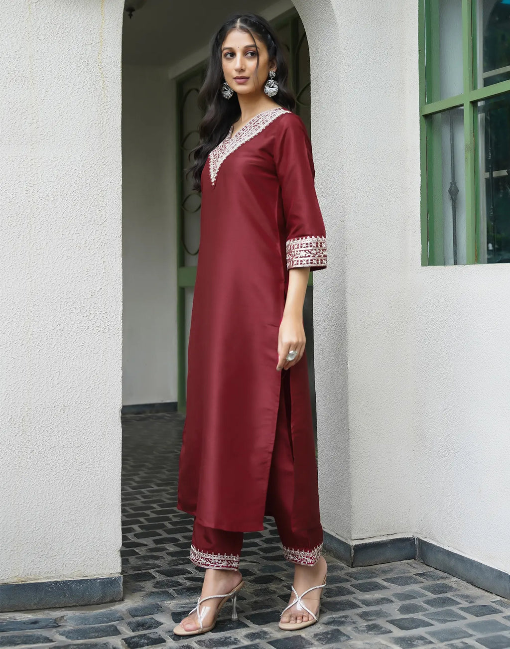 Silk Blend Embroidered Straight 3 Piece Kurta Set