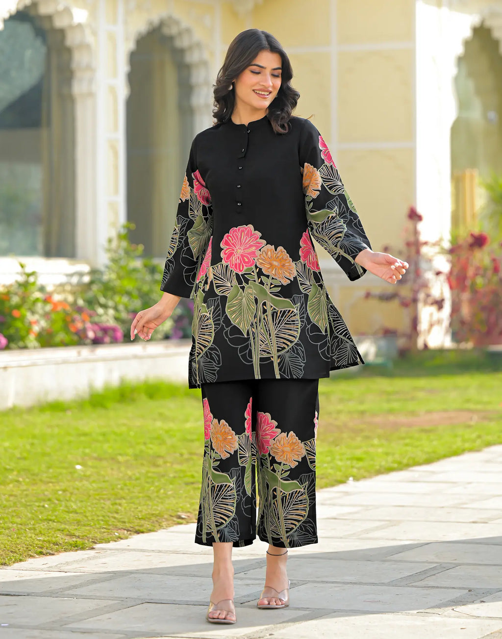 Skylee Silk Printed Mandarin Collar Co-ord Set For Woman