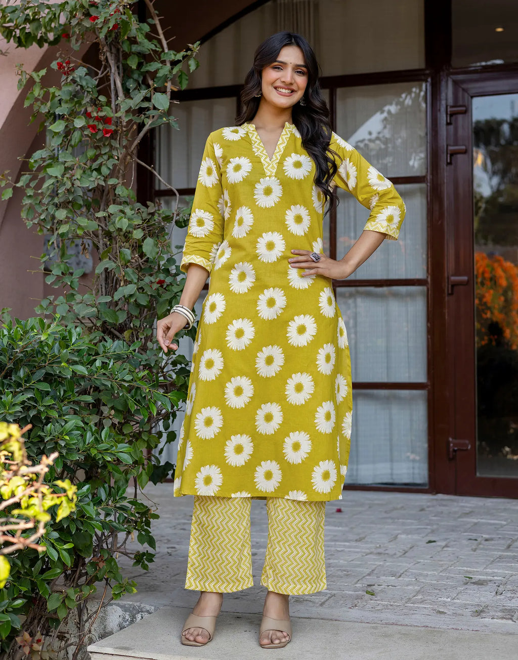 Citron Yellow Mandarin Collar V-Neck Printed Straight Ethnic Co-ord Set