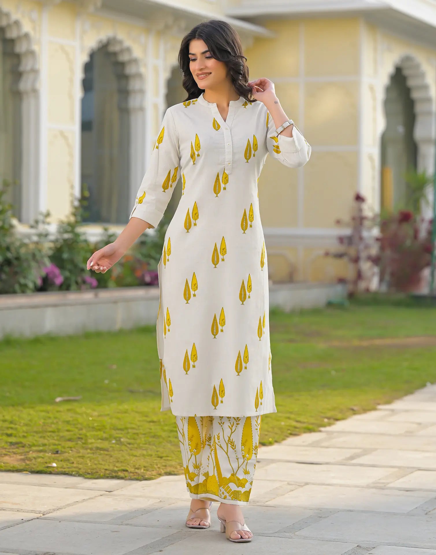 Skylee Cotton Printed Mandarin Collar Co-ord Set For Woman