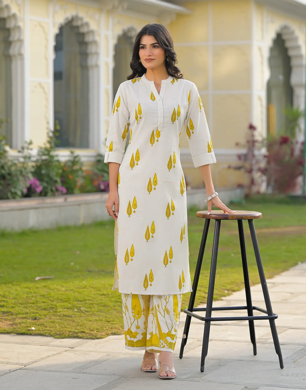Skylee Cotton Printed Mandarin Collar Co-ord Set For Woman