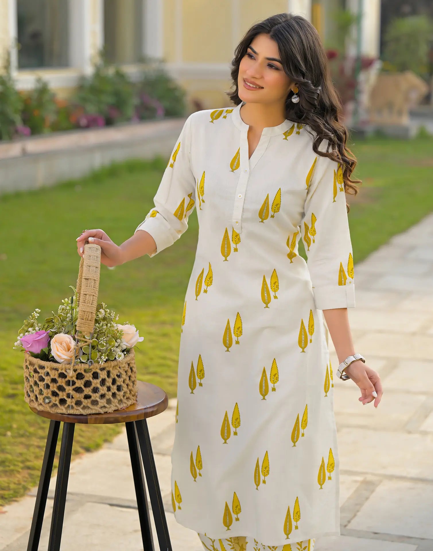 Skylee Cotton Printed Mandarin Collar Co-ord Set For Woman