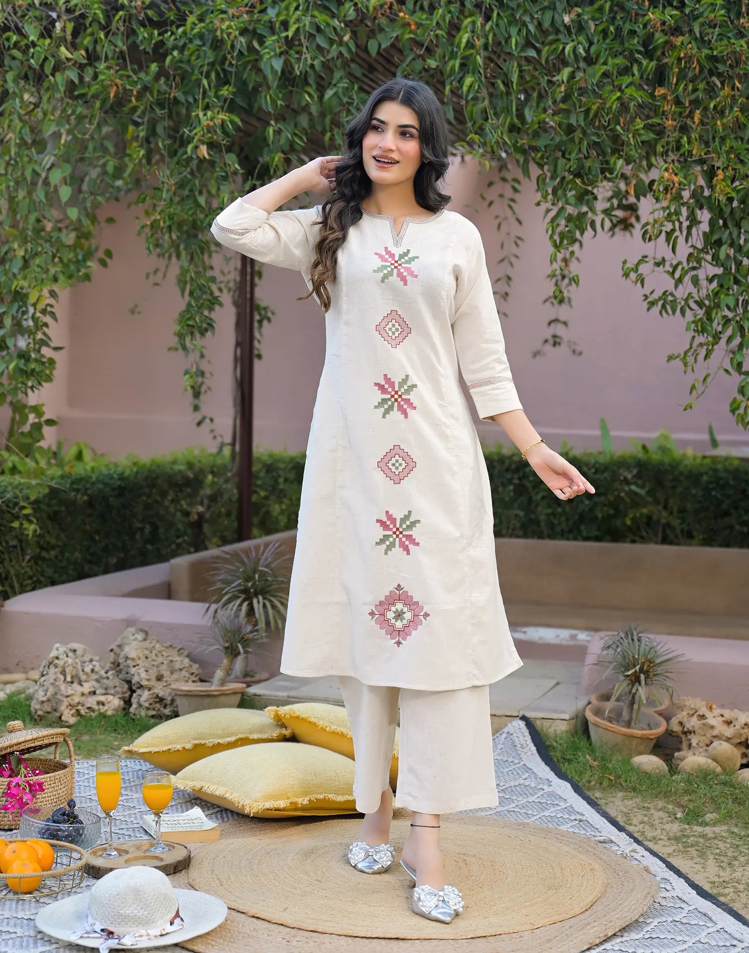 Skylee Cotton Embroidered Round Neck Co-ord Set For Woman