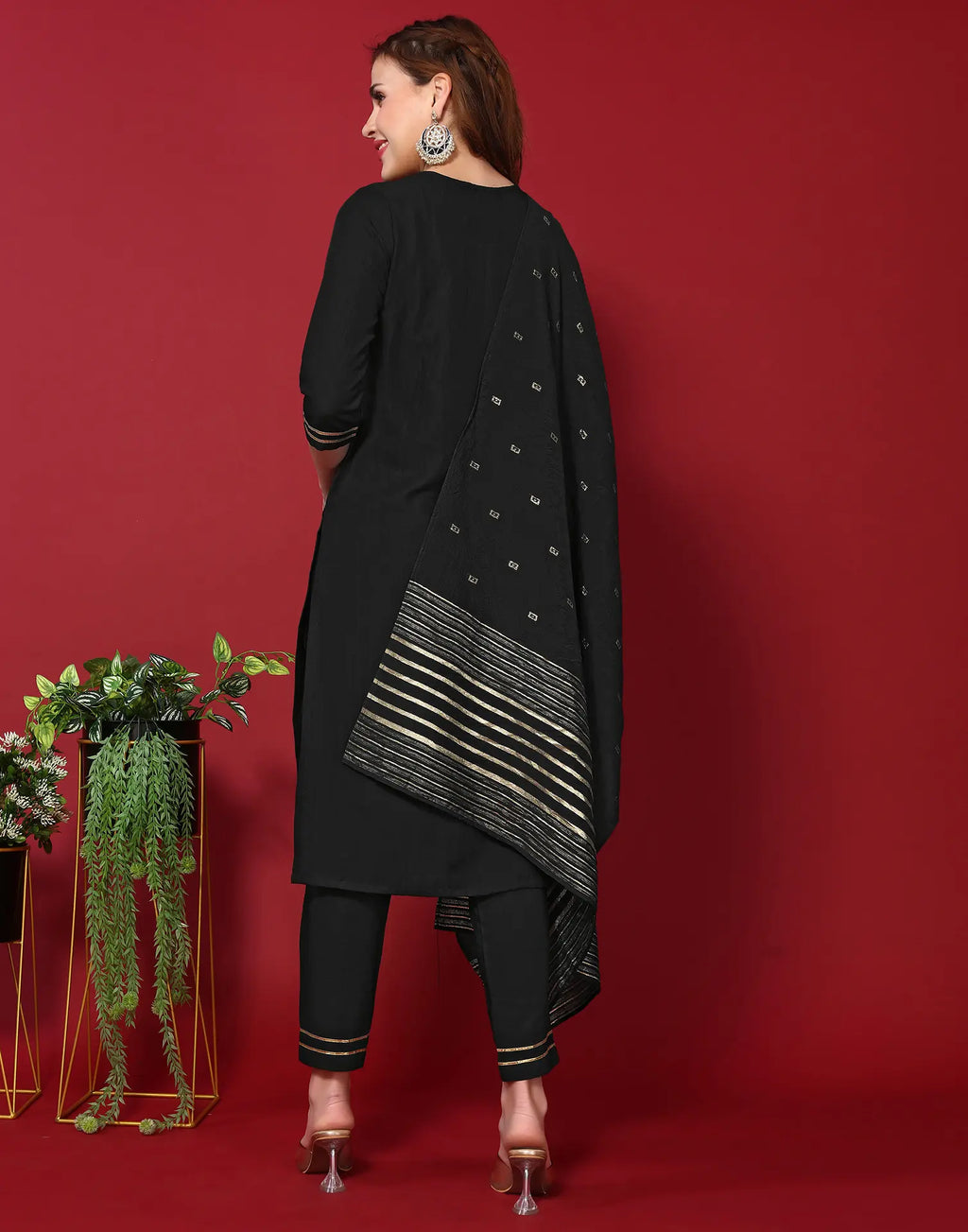 Poly Chinnon Embroidered Straight 3 Piece Kurta Set