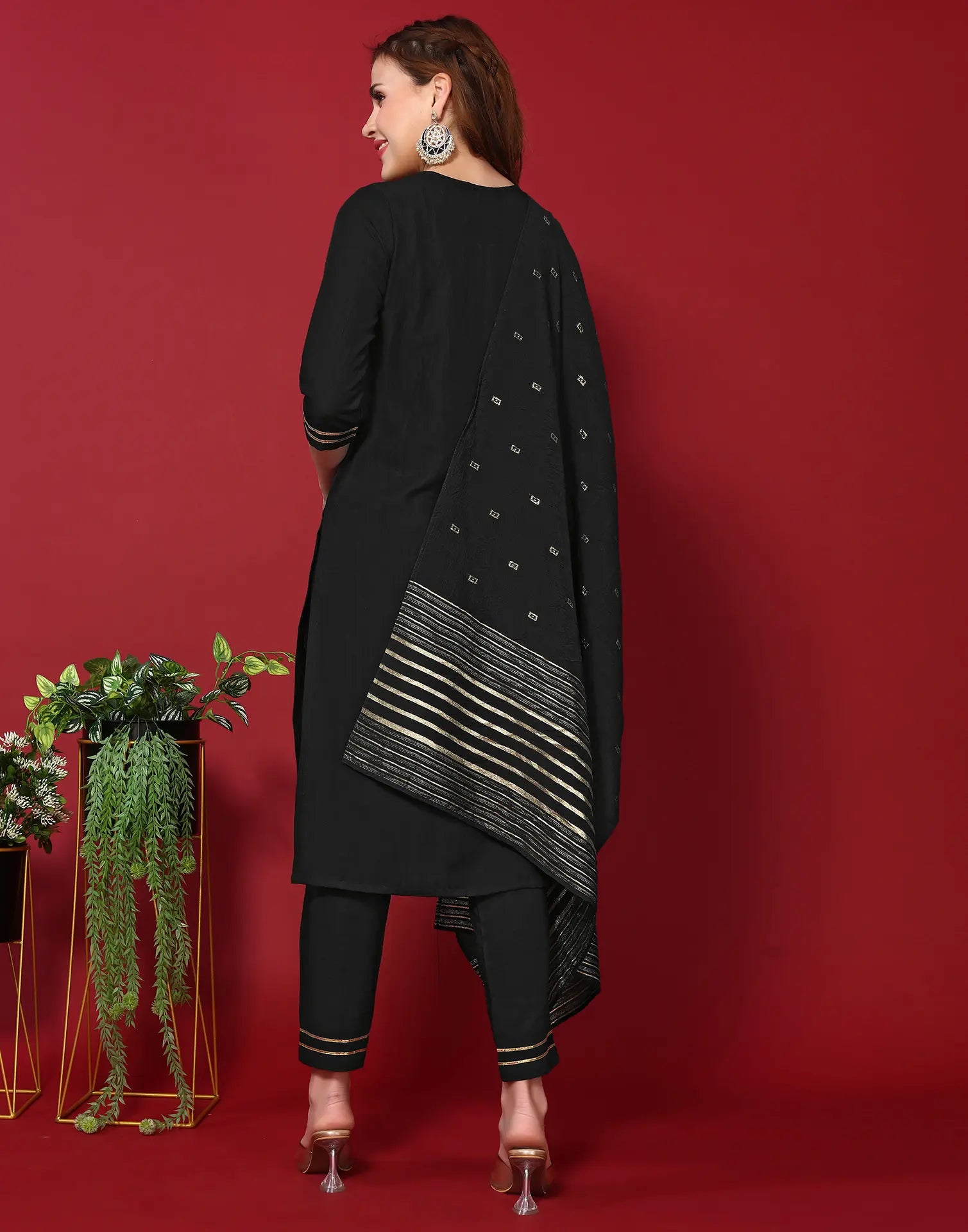 Poly Chinnon Embroidered Straight 3 Piece Kurta Set