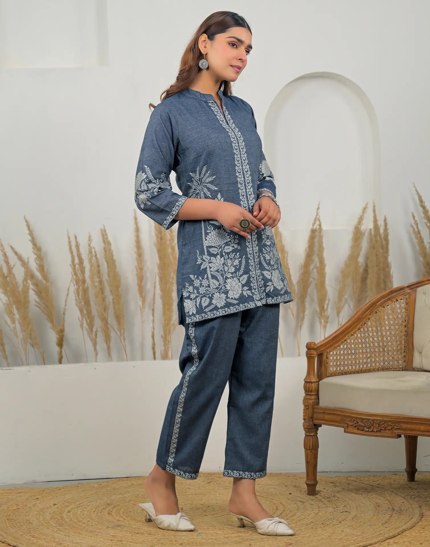 Skylee Cotton Woven Mandarin Collar Co-ord Set For Woman