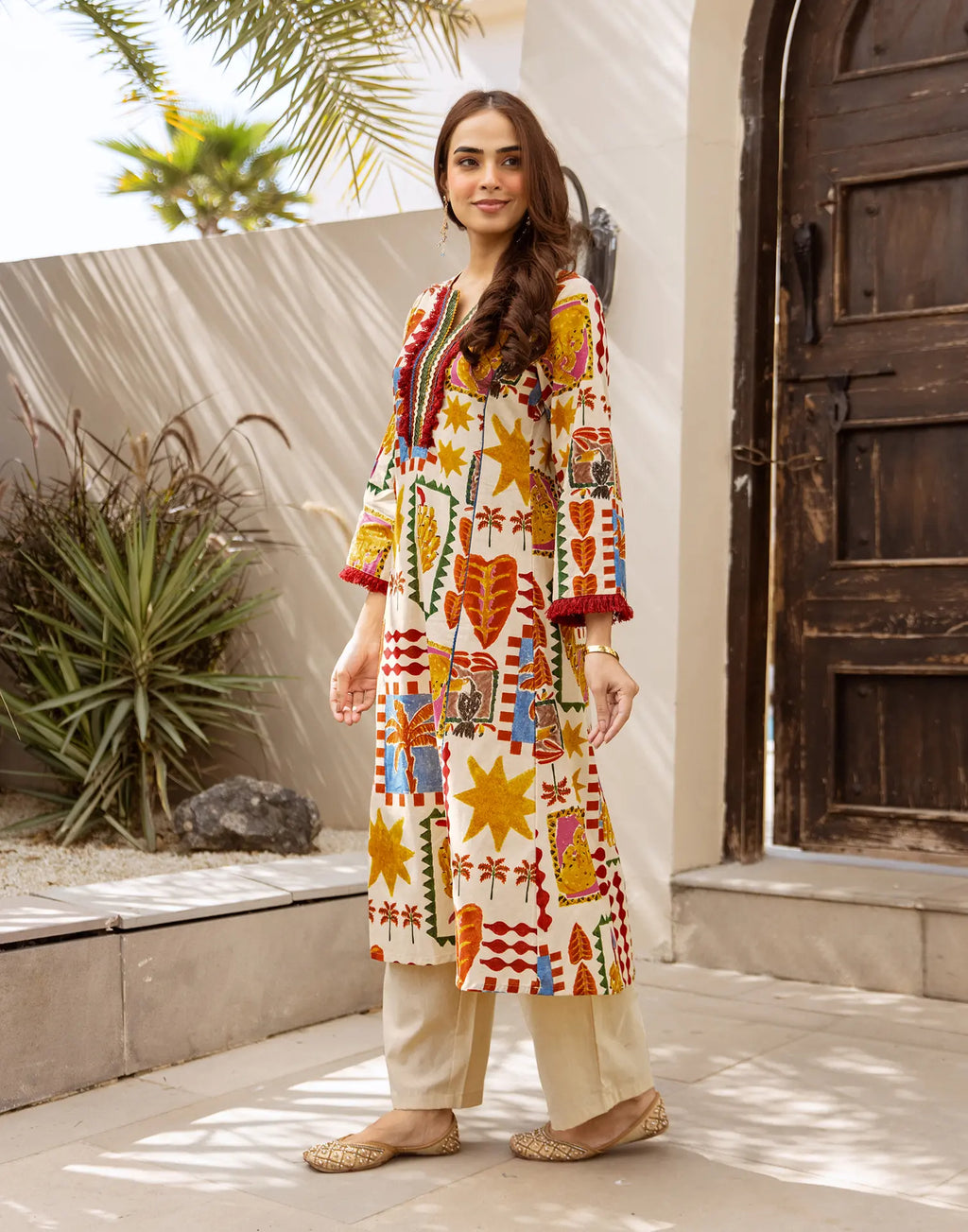 Ivory Round Notch Neck Digital Printed A-Line Ethnic Co-ord Set