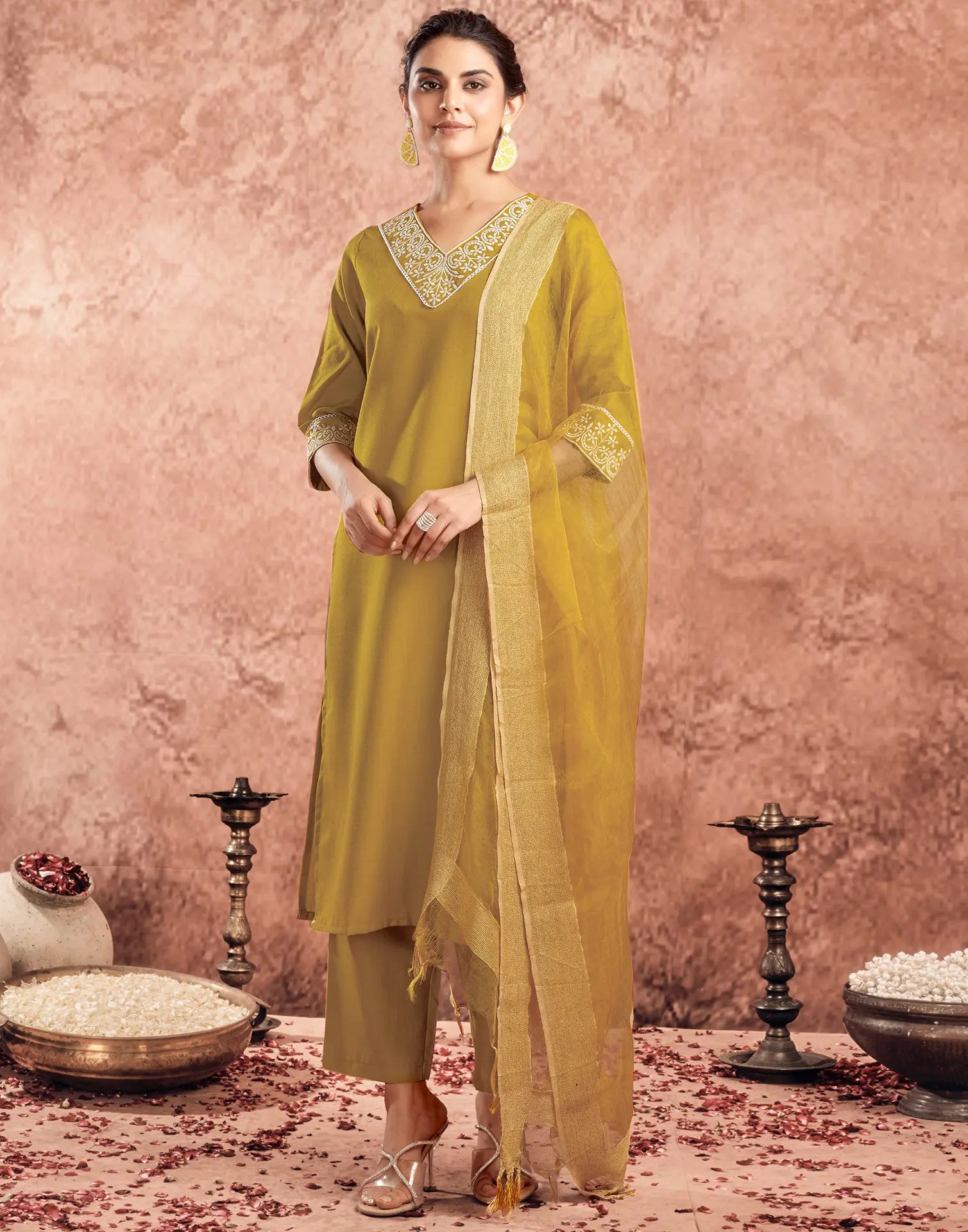 Cotton Blend Embroidered Straight 3 Piece Kurta Set